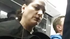 Mẹ vú mẹ tưởng tượng ...