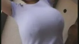 Hai người đàn ông tr ...