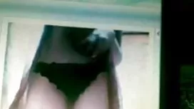 Một cô gái video sẽ  ...